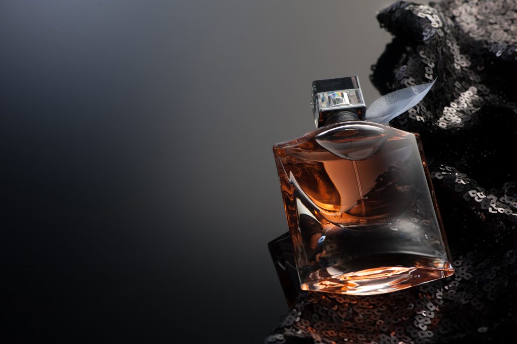 Transitioning with Oud Cologne for Men: From Day to Night