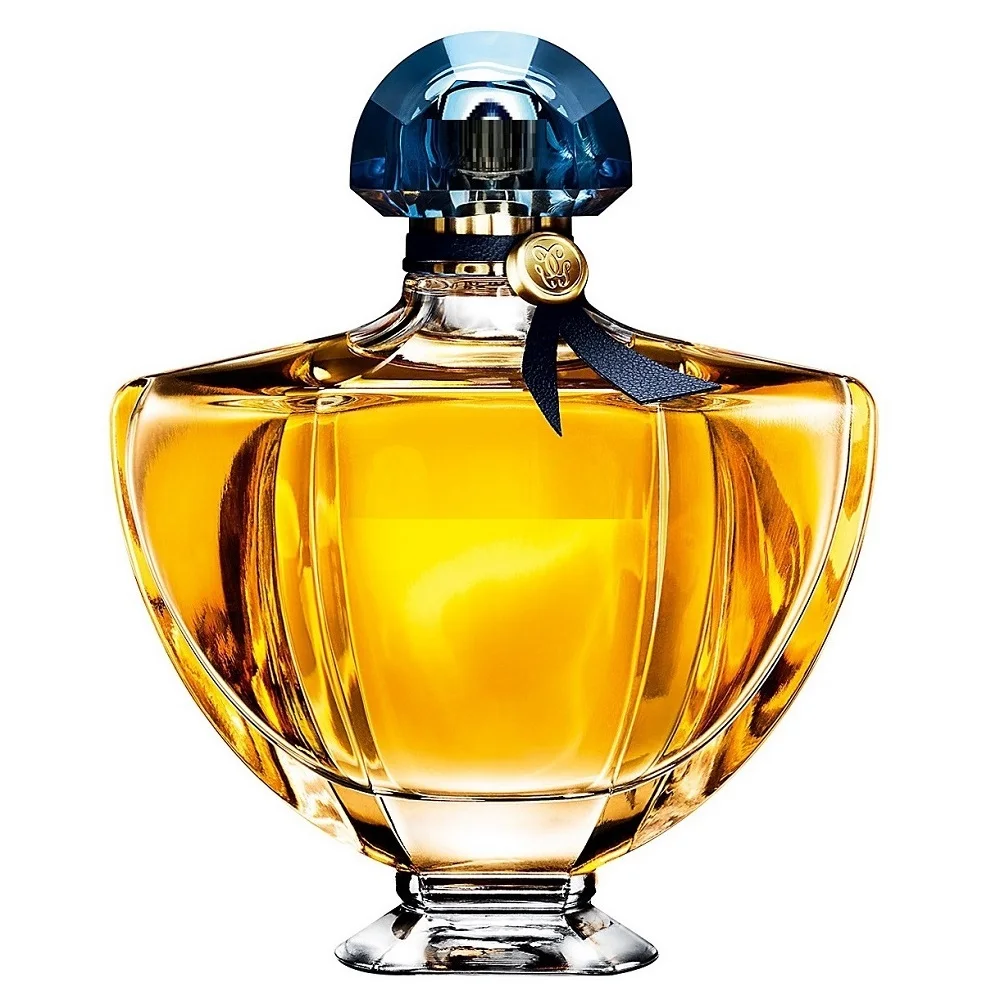 Oud Perfume and the Art of Layering: Creating Your Signature Scent